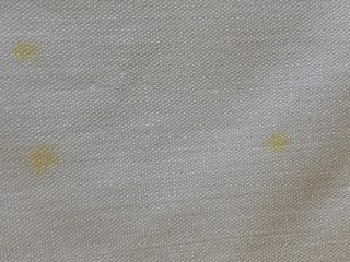 Sábana con nervios y tira bordada