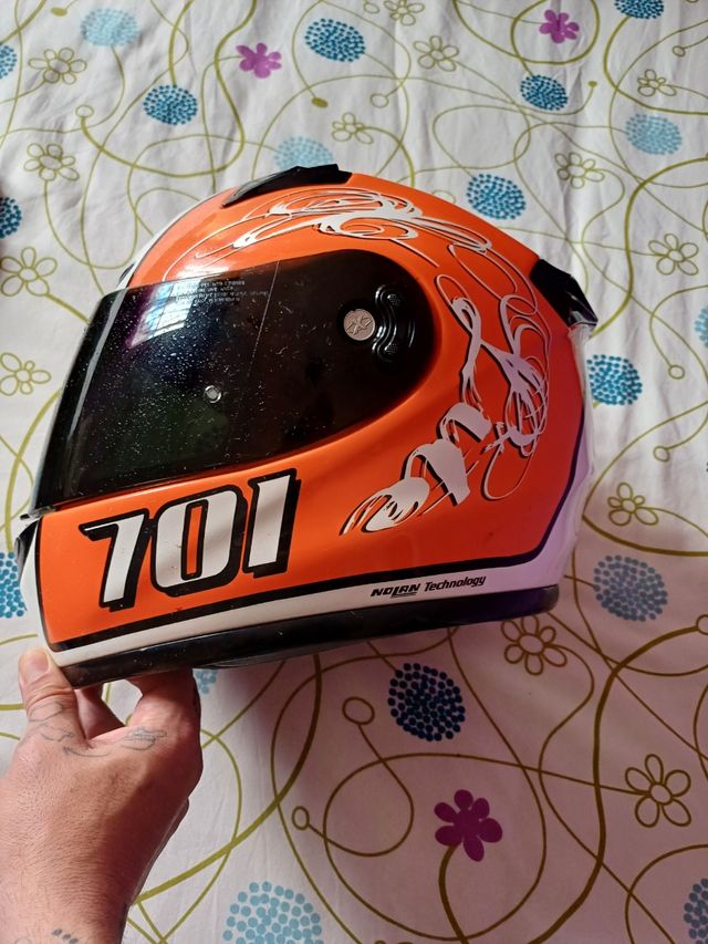 Casco Xlite 701