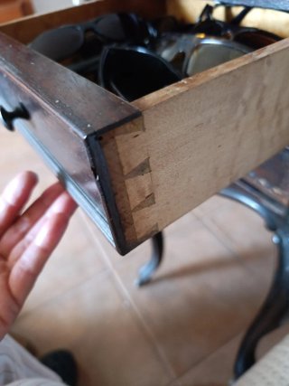 Mesa Costurera