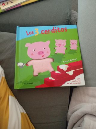 Los tres cerditos: Con texturas en el interior