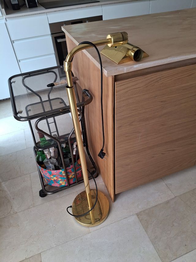 Lámpara pie Metalarte para arreglar