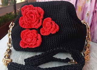Bolso de mano o hombro. De fiesta