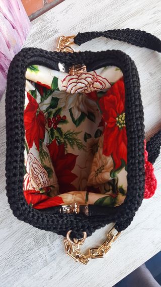 Bolso de mano o hombro. De fiesta