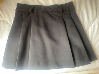 Falda corta Zara
