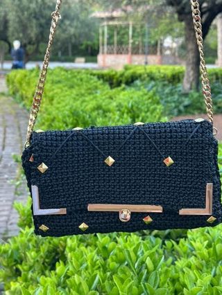 Mini bolso de fiesta. Echo a mano