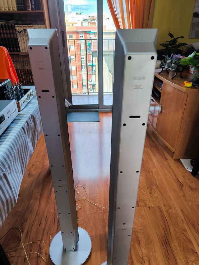Altavoces columna Philips