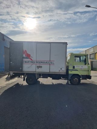 Nissan L 50 1993