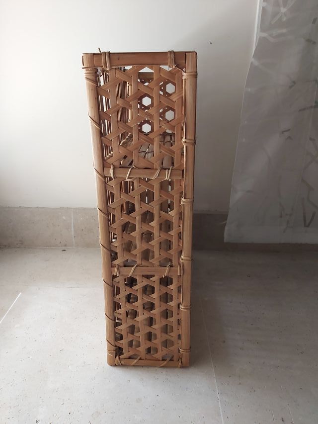 Estantería bambú trenzado