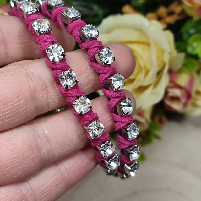 Bracciale fucsia alcantara strass