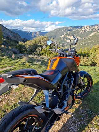 Ktm duke 125