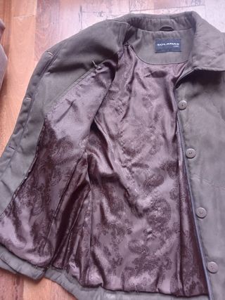 Chaqueta caqui señora, talla grande, tipo nobuk