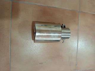 Terminal tubo escape coche