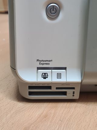 Impresora color multifuncion HP + otra de regalo