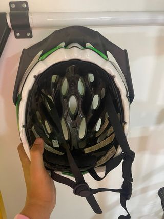 Casco de bici canondale