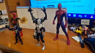 Spiderman y Venom 5 muñecos