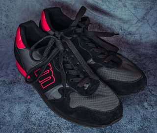 zapatillas tipo boxeo o lucha indoor negras 