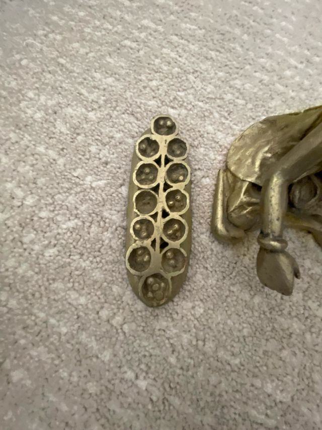 Esculturas de bronce / Awalé