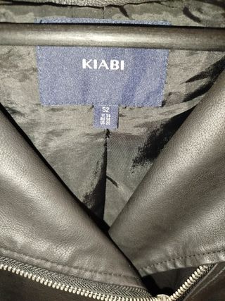 Chaqueta símil cuero nueva