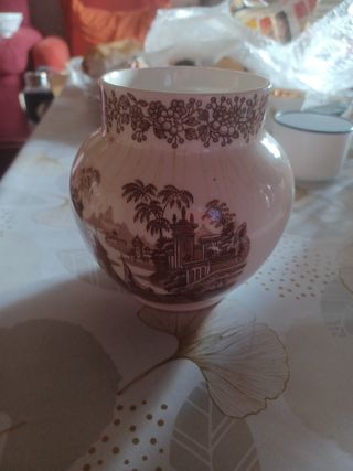 Tibor marrón modelo Cartuja