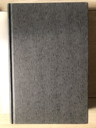 EL SUELO BAJO SUS PIES [Hardcover]