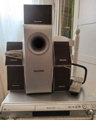 DVD- CD HOME THEATER SOUND SYSTEM