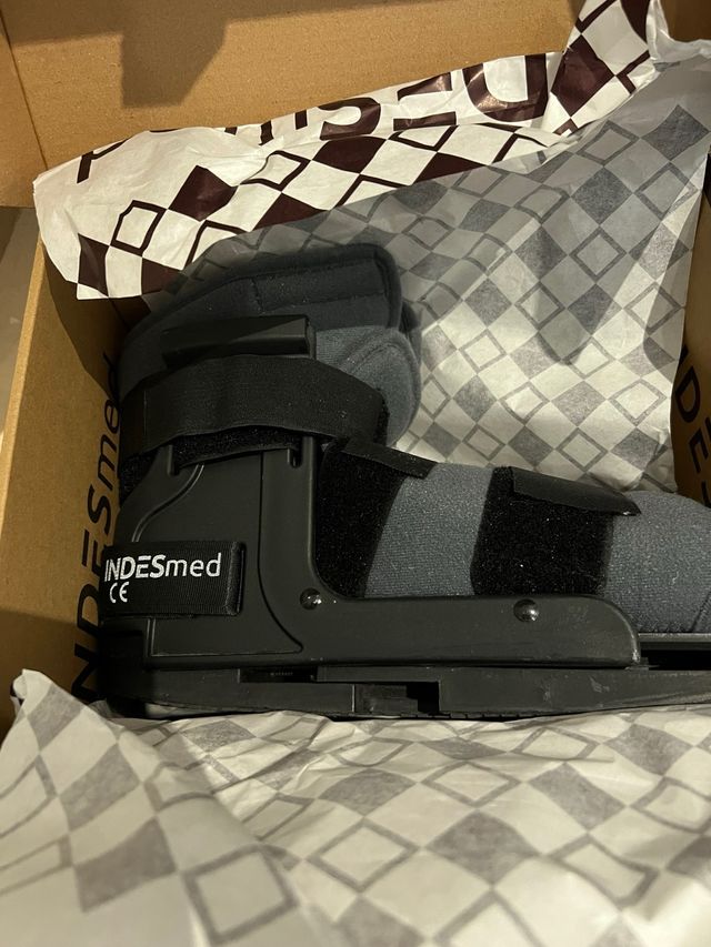 Bota walker INDESMED talla 37 a 46