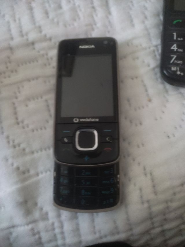 Nokia6210s Samsung