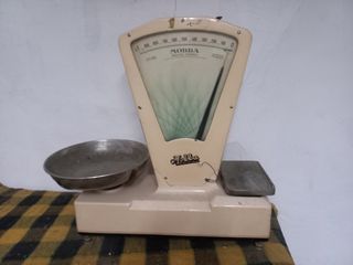 Antigua báscula Mobba años 50
