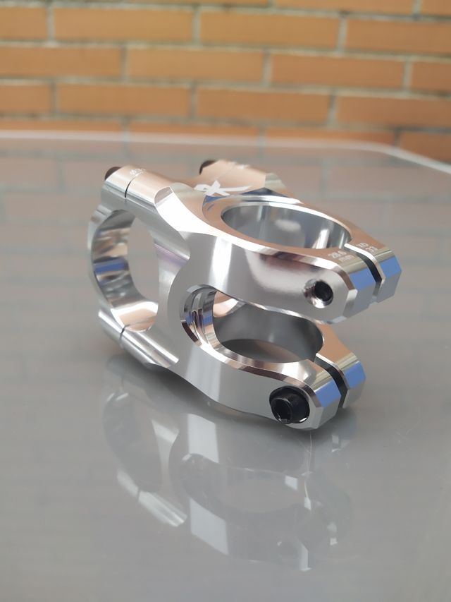 Potencia cromada 31,8x35mm 0 grados SHIKRA XD33.