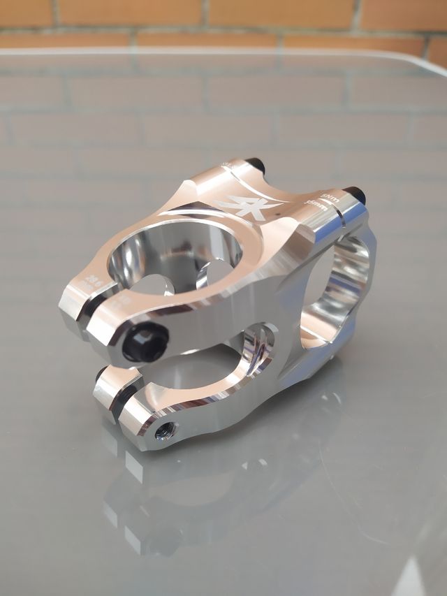 Potencia cromada 31,8x35mm 0 grados SHIKRA XD33.
