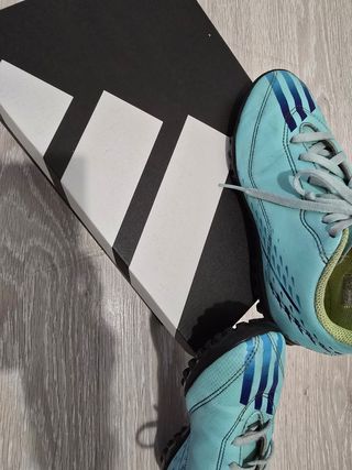 Botas Fútbol Multitacos talla 34 Adidas