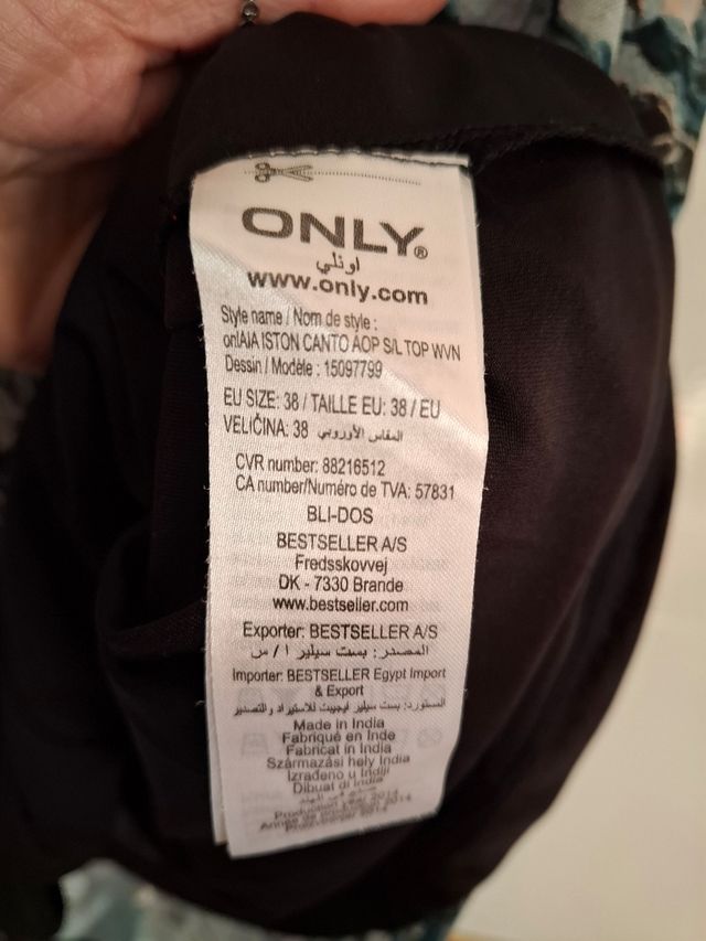 Blusa Only fantasia verde