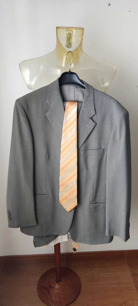 Traje boda 50 de hombro a hombro y de manga 64