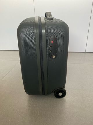 Maleta viaje American Tourister medidas 46x21x38