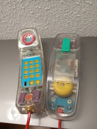 Teléfono vintage transparente