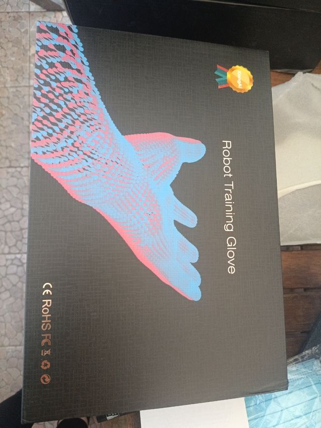 Guantes de robot de rehabilitación calentados