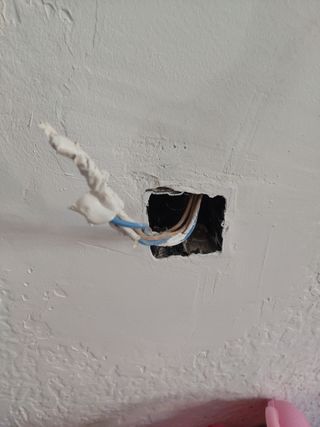 Fontanero y electricista