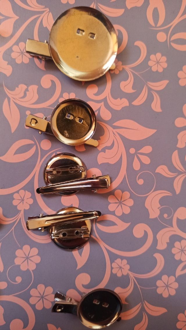 462gr. FIMO + bases para hacer broches y anillos