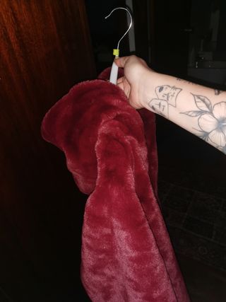 URGE!!CHAQUETA CAPA PELO GRANATE T 36,38