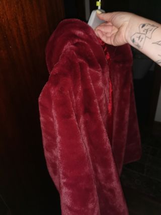 URGE!!CHAQUETA CAPA PELO GRANATE T 36,38