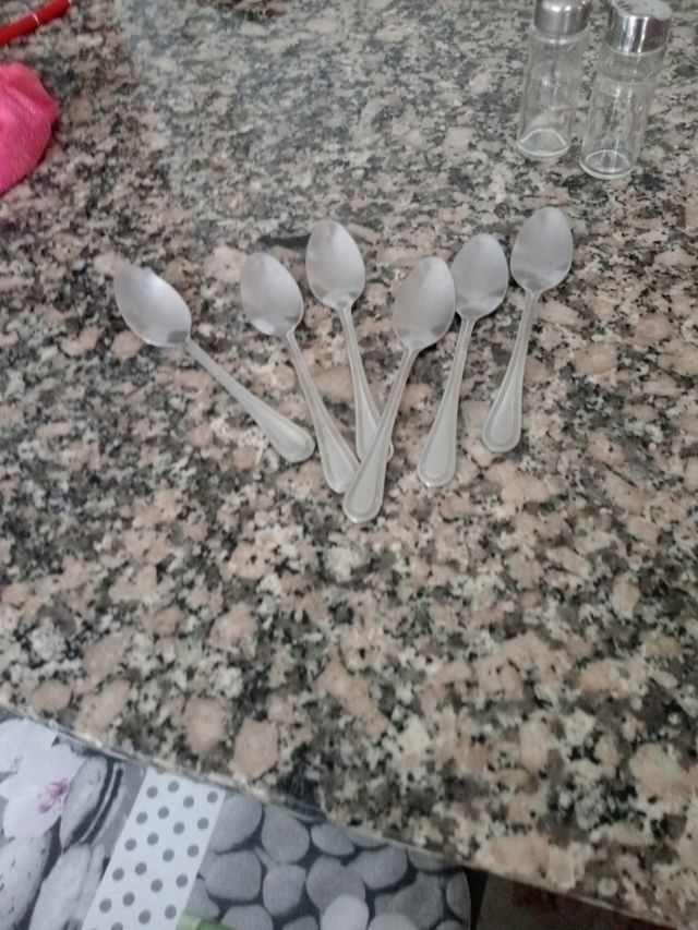 Cubertería de varias piezas