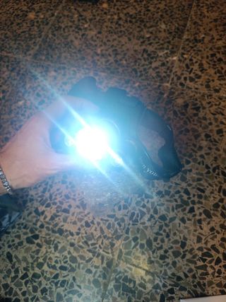 Linterna led frontal recargable 