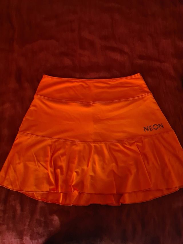 Falda naranja neon padel