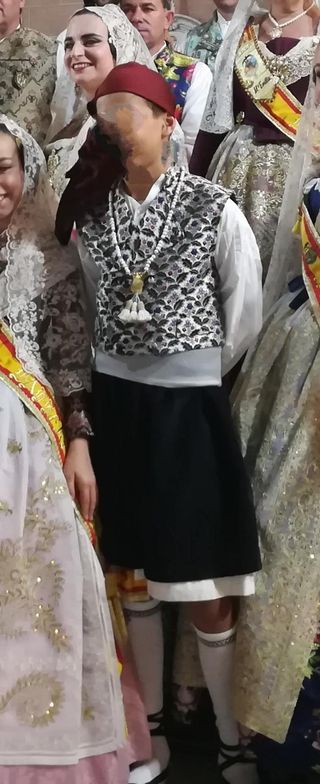 Traje fallero saragüell. Talla 12 años