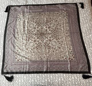 Lote de 4 pañuelos de seda