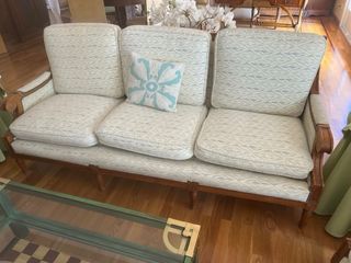 Conjunto de salón sofá de 3 plazas 2 sillones y mesita