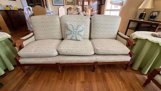 Conjunto de salón sofá de 3 plazas 2 sillones y mesita