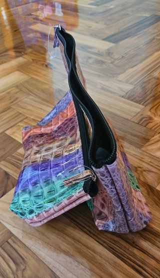 BOLSA DE ASEO Y BOLSILLO PINTURAS JUVENIL