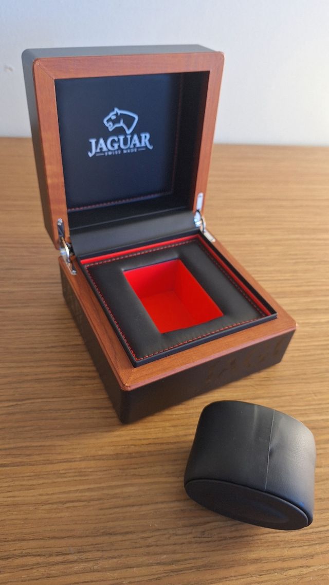 CAJA MADERA PIEL JAGUAR