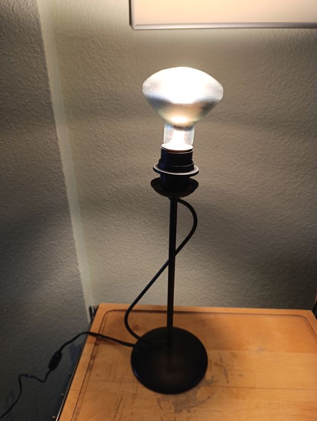 Pié de lampara de sobremesa